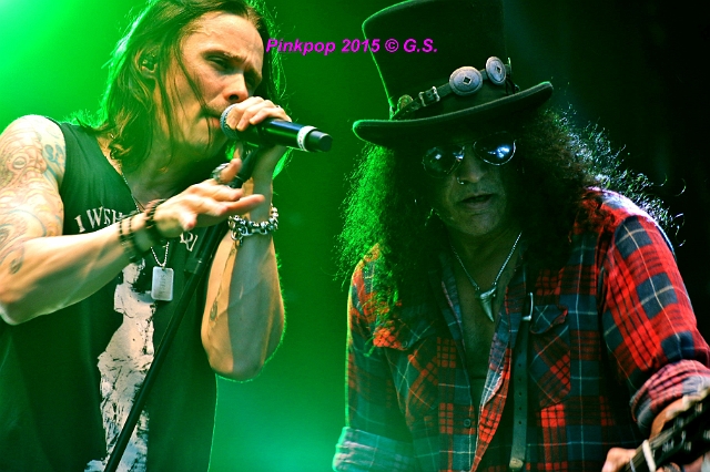 Slash Ft Myles Kennedy  (11).JPG